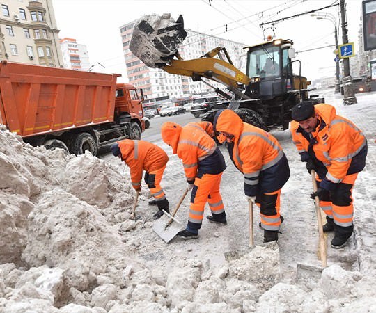 Уборка снега в Людиново и  Калужской области