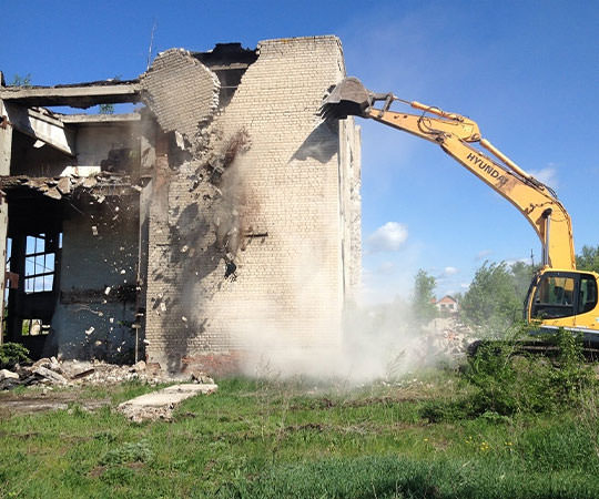 Демонтаж зданий в Людиново и  Калужской области
